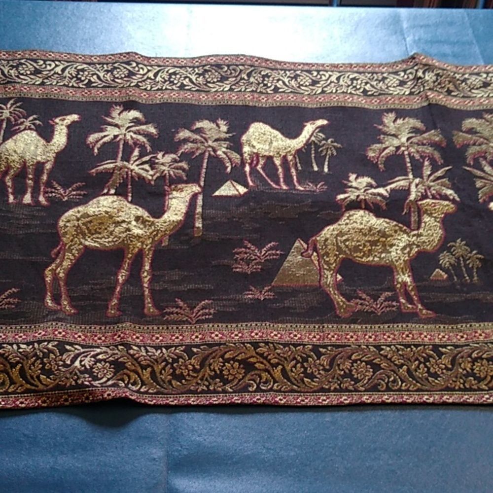 Brocade Jacquard Camel & Floral Ethnic Pattern Table Runner